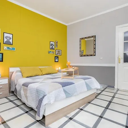 Bhost - Trinidad Apartment Cordoba